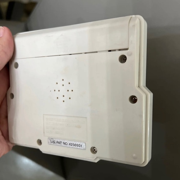 Vintage handheld 1987 Tiger Football game - Picture 4 of 6